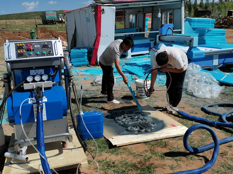 聚氨酯噴涂機(jī)